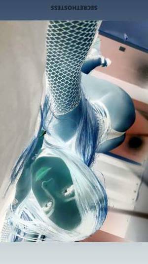 27 year old Colombian Escort in Brooklyn NY Experience Unforgettable Pleasure with Two Stunning Young 