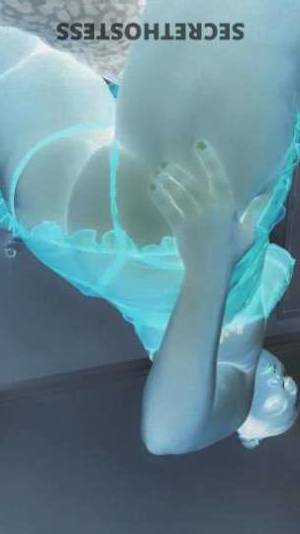 25 year old Escort in Oakland CA Attractive Neighbor Amber Offers Unforgettable GFE 