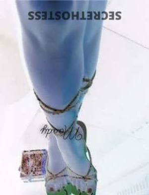 24 year old Latino Escort in Wichita KS Sweet Mia The New Playful Latina in town for Exciting 