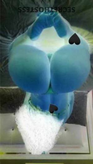 22 year old Escort in Santa Cruz CA Ultimate Pornstar Experience Thick and Sexy, Fluent in 