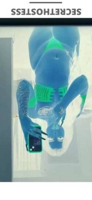 27 year old Escort in Chambersburg PA Experience Intense Pleasure with Two Delicious Treats Ready 