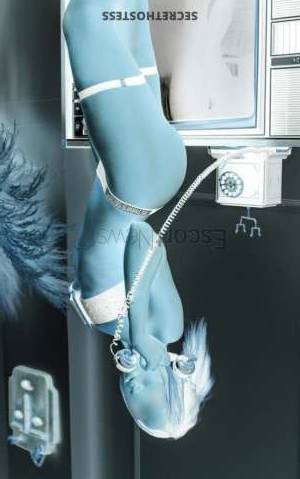 21 year old Latino Escort in London your bedroom shackles. I'm Andrea, your Agency Model, 