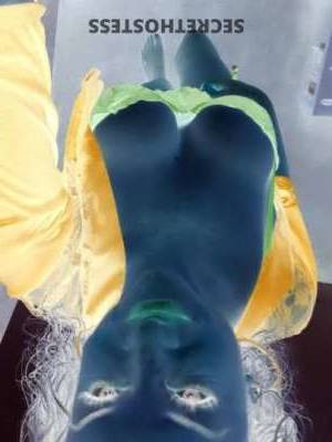 40 year old Escort in Bradenton FL Racy Up Your Life with Auraleigh, the Mature Escort for Over