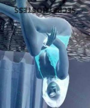 26 year old Escort in Aeroglen Cairns New to Town and Ready to Connect Sexy Cathy Introduces 