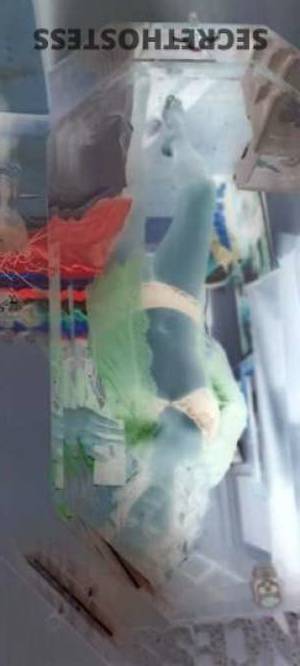 34 year old Escort in Birmingham AL Experience Unmatched Pleasure with a Sexy Vixen Licking, 