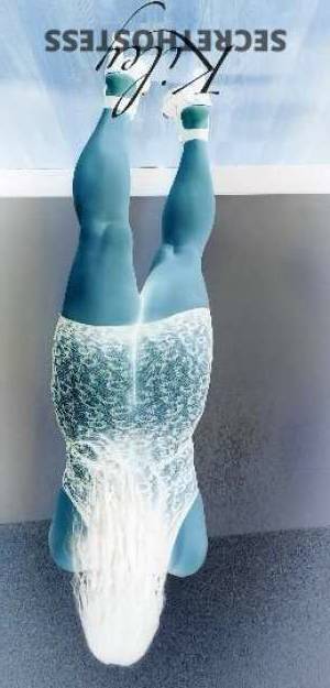 37 year old Escort in Wilmington NC Buxom Bombshell Straightforward and Sensual Companion for 