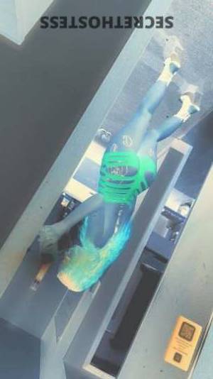 26 year old African Escort in San Fernando Valley CA Hot Lightskin Freak Vanessa in Sylmar, CA 23 Years Old, 