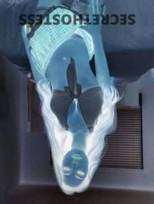 21 year old Escort in Darwin Unleash Your Wildest Desires Voluptuous bombshell with soft 