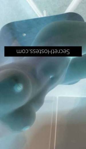 23 year old Escort in Melbourne The new Curvy Busty Girlfriend Experience with a Pretty face