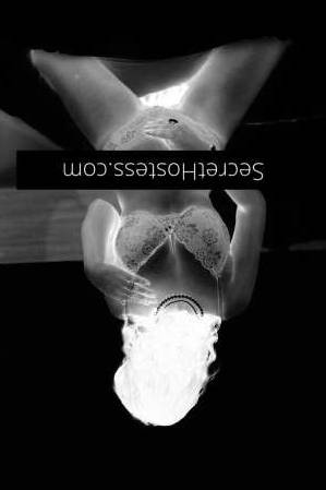 32 year old Escort in Maryborough Hey there! Allow me to introduce myself - I'm Lillyrose
