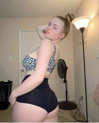 Horny Switch Offering Unforgettable BBJ and Massage Services in Jacksonville IL