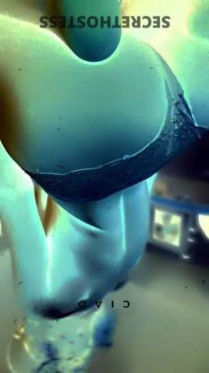 23 year old Escort in Memphis TN Diamond Elite Fantasy Fulfiller & LJH Friendly Escort