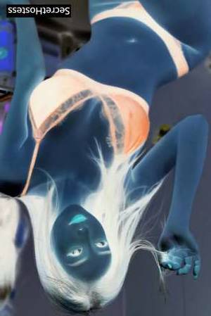 22 year old Escort in Riyadh Experience Pleasure Like No Other with Emily, Your Ultimate 