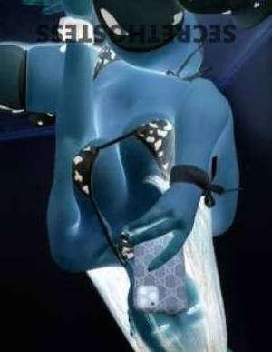 27 year old Escort in Cairns Experience the Scintillating Pleasure of a New Arrival Emily