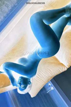 Gina 35Yrs Old Escort 58KG 160CM Tall Dubai Image - 3