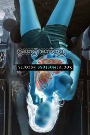 28 year old German Escort in Frankfurt am Main Tori