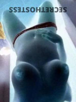 Ying Ying 22Yrs Old Escort Size 8 162CM Tall Adelaide Image - 2