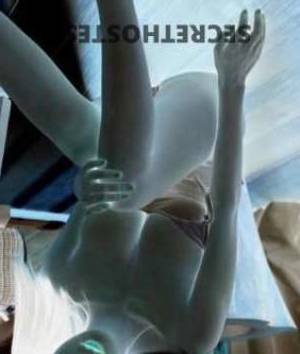 24 year old Asian Escort in Maylands Perth ONLY OUT CALL "Experience the Tightest and Juiciest 