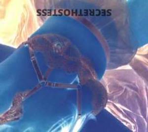 33 year old Australian Escort in Oaklands Park Adelaide Sensual Aussie Babe in Adelaide Tempting Body Slides and 