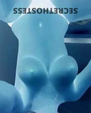 22 year old Escort in Aeroglen Cairns Alice Cairns Stunner