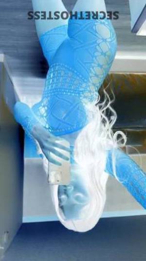 25 year old Escort in Detroit MI Southfield Escorts - Ultimate Babes Meet Honey, Your 