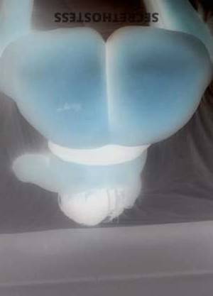 40 year old Escort in Houston TX Attention Babes! Don't miss the opportunity to meet the