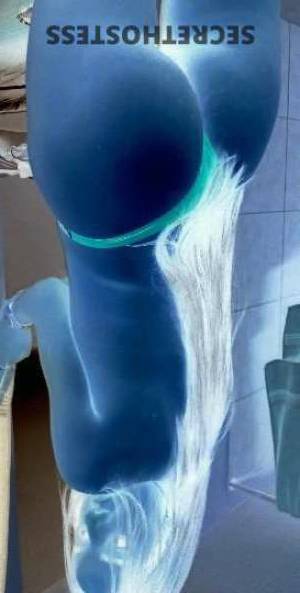 24 year old Latino Escort in Chicago IL Hey Papi, Do you wish to have a Passionate andDiscrete 