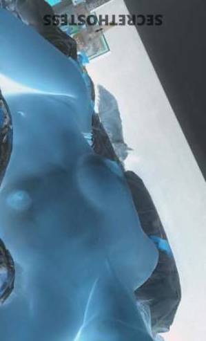 22 year old Escort in Bakersfield CA Incall and Outcall at low rate Sexy videos available, real 