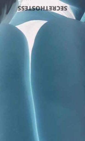 45 year old Escort in Springfield MO Experience the Sizzle Bare Services Available, Verified, and