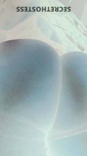 21 year old Escort in Cleveland OH Ebony spinner available for sweet treat and pleasure, no 