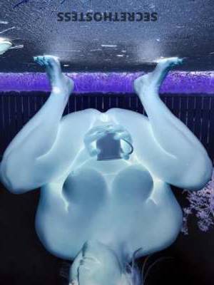 Emily 46Yrs Old Escort Everett WA Image - 2