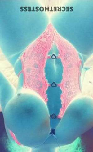 26 year old Escort in Staten Island NY I'm Your Ultimate Fantasy, Ready to Please You Daddy! 