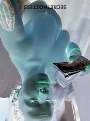 27 year old American Escort in Jacksonville FL Hello! I'm KFlyyy31397, Your Ultimate Fantasy Fulfiller