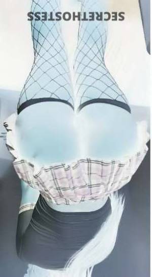 24 year old Escort in Wichita KS Unbeatable Offer Free Apartment Rental with Hour Reservation