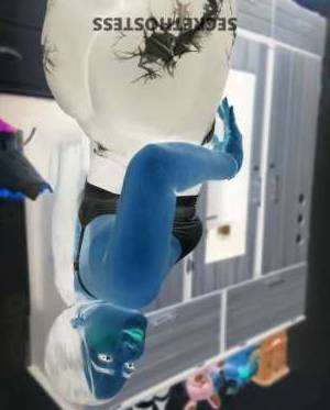 22 year old Latino Escort in Bakersfield CA tantra massage in east of los angeles