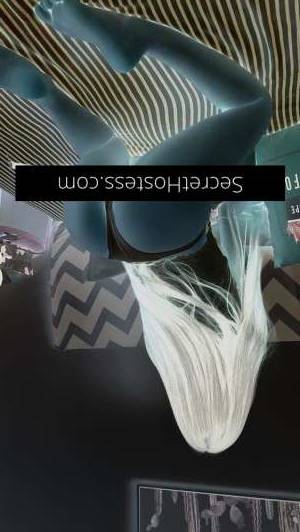 20 year old Korean Escort in Spring Hill Brisbane Unleash Your Party Animal Korean Beauty with a Wild Streak, 