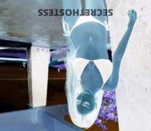 21yo Filipina, Open Mind, Friendly Escort in Gold Coast