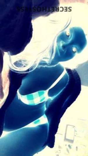 37 year old Escort in Kansas City MO Experience Ultimate Companionship with for only $60 - 