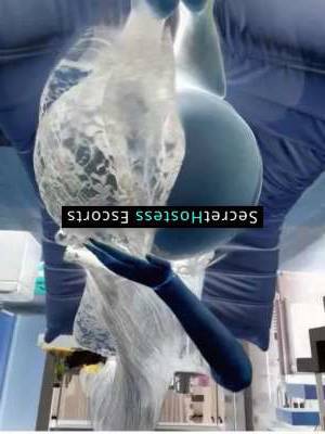 24 year old Asian Escort in Nashville TN New, Sexy Asian Girl in town! will make your fantasies come 