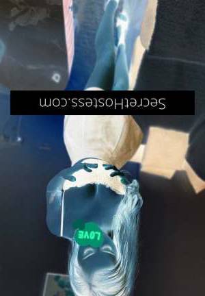 20 year old Vietnamese Escort in Springwood Brisbane Vietnamese Petite Blonde with a Juicy Pussy and Big Boobs 