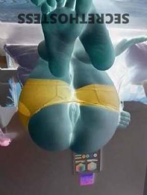 25 year old Asian Escort in Rockies CO Experience Intense Pleasure with Sensual Asian BBW Escort 