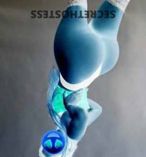 26 year old Latino Escort in Charleston SC Hot Sexy 24/7 Curvy Queen