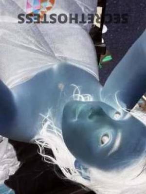 28 year old Indian Escort in Brisbane Indian babe newly arrived in the city for wild fantasy, GFE