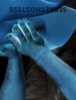 37 year old Escort in Mosman Park Perth Experience a Mind-Blowing 4 Hand Sex Massage in Mosman Park 