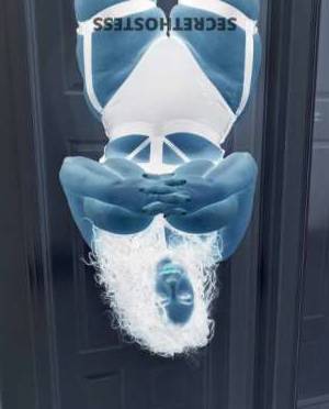 39 year old Thai Escort in Birmingham AL Experience Unforgettable Pleasure with a Hot Thai BBW in 