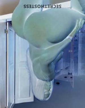 26 year old Latino Escort in Wilmington DE Ruby - Sweet and Kinky Latina in town for extra fun