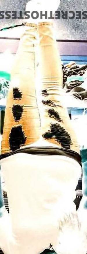 38 year old Escort in Philadelphia PA Allow Me to Introduce Myself Tammi, Your Ultimate Car Date 
