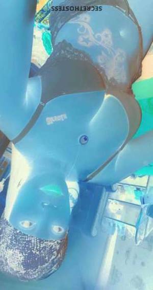 27 year old Colombian Escort in Brooklyn NY Experience Unforgettable Bliss with our Young Colombian 