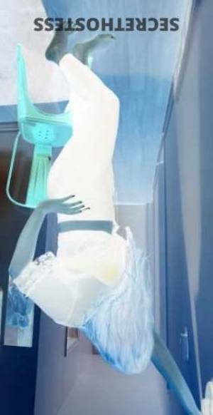 22 year old Colombian Escort in Toronto Colombian Dream Azul Arrives - Let's Have TONS of FUN 