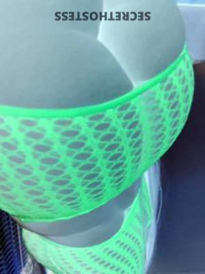 23 year old Escort in Los Angeles CA Experience Undeniable Pleasure with a Petite and Sweet 